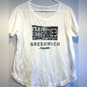 Abercrombie Fitch t shirt Women’s Greenwich Village Embroidered Medium